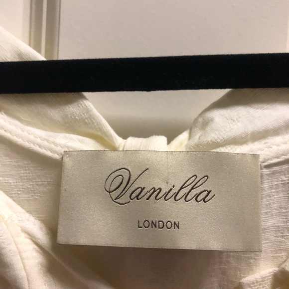 Vanilla London Tunic - Picture 3 of 3